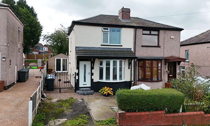 2 Bedroom Semi Detached House For Sale In Lyndhurst Avenue, Blackburn, BB1