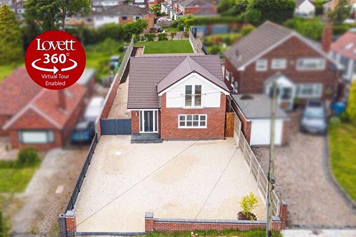 4 Bedroom Detached House For Sale In Thorpe Street, Burntwood, WS7