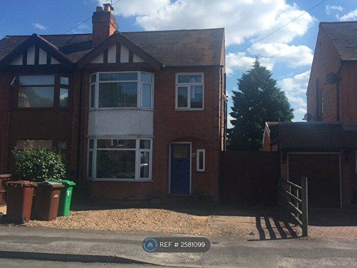 3 Bedroom Semi-Detached House To Rent In Charlbury Road, Nottingham, NG8