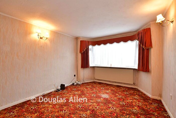 3 Bedroom Semi-Detached Bungalow For Sale In Rectory Grove, Wickford, Essex, SS11