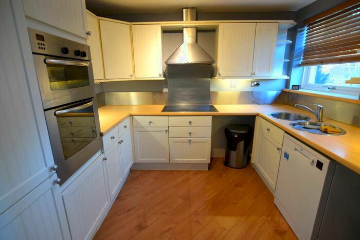 3 Bedroom House To Rent In Elm Bank Southam, CV47