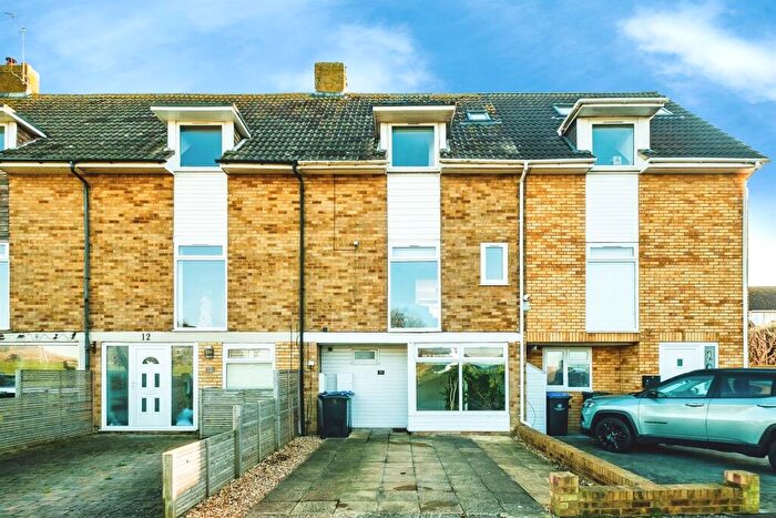 5 Bedroom Terraced House For Sale In Ormonde Way, Shoreham-By-Sea, BN43
