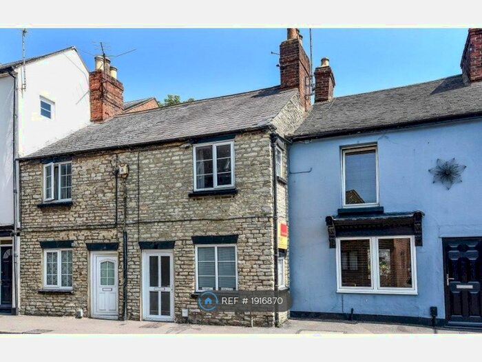 2 Bedroom Terraced House To Rent In North Street, Bicester, OX26