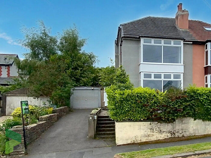 3 Bedroom Semi-Detached House For Sale In Westland Avenue, Darwen, BB3