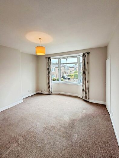 2 Bedroom Flat To Rent In Granton Grove, Edinburgh, EH5