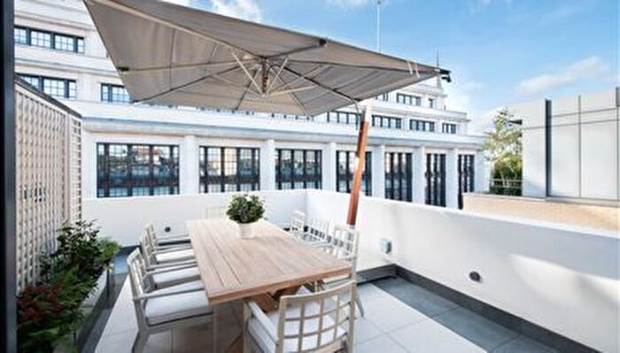 3 Bedroom Flat To Rent In Imperial House, Young Street, W8