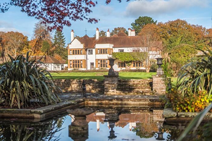 8 Bedroom Property To Rent In Priors Hatch Lane, Hurtmore, Godalming, GU7