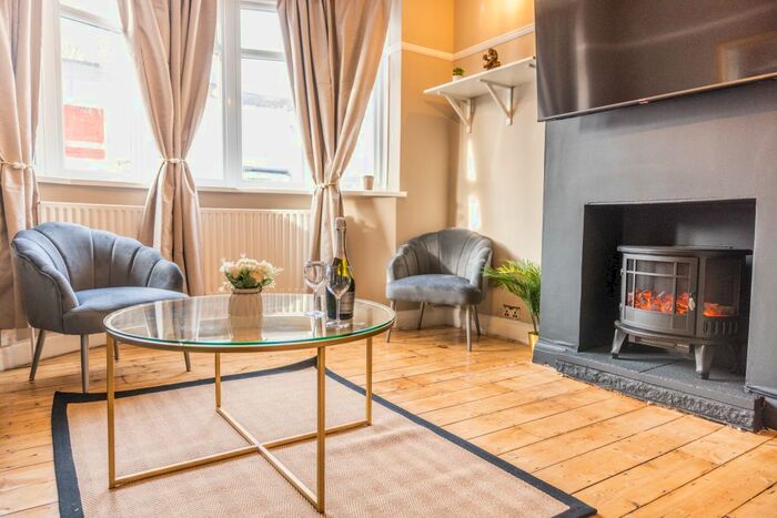 3 Bedroom Property To Rent In Cleveland Road, New Malden, KT3