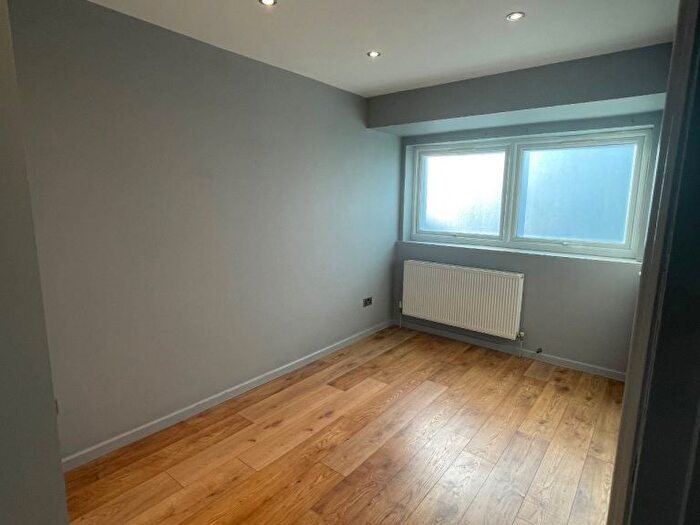 4 Bedroom Terraced House To Rent In Aplin Way, Isleworth, TW7