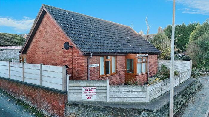 2 Bedroom Detached Bungalow For Sale In Castle Street, Hadley, Telford, Shropshire, TF1