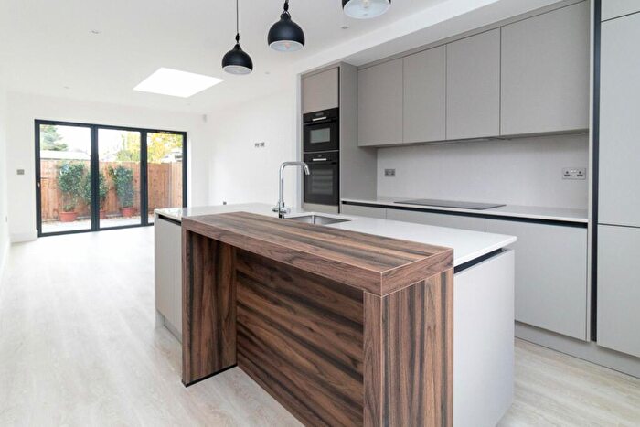 2 Bedroom Detached House For Sale In Campbell Croft, Edgware, HA8