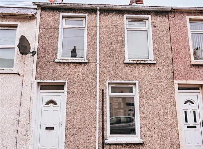 3 Bedroom Terrace House For Sale In Emerson Street, Londonderry, BT47