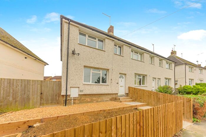 2 Bedroom House To Rent In Northumberland Avenue, Stamford, PE9