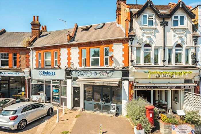 1 Bedroom Flat To Rent In Waldegrave Road, Teddington, TW11