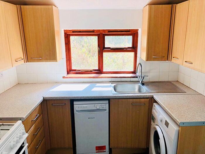 6 Bedroom Terraced House To Rent In Roedale Road, Brighton, BN1