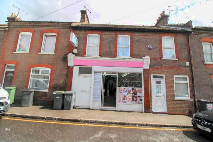 Property To Rent In High Town Road, Luton, LU2