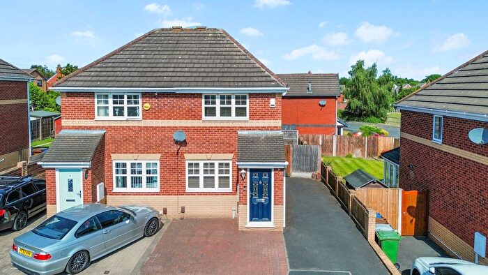 2 Bedroom Semi-Detached House For Sale In Dunlin Grove, Leigh, WN7