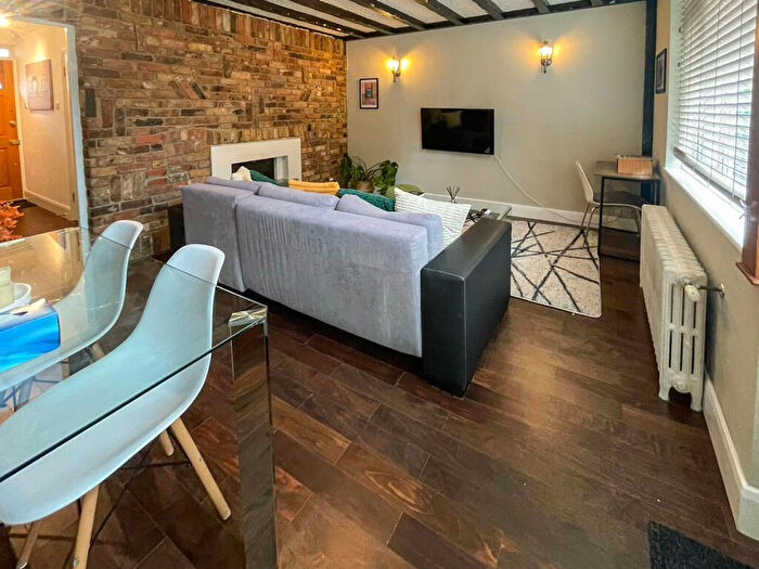 3 Bedroom Maisonette To Rent In Florida Street, , Tower Hamlets, London, E2