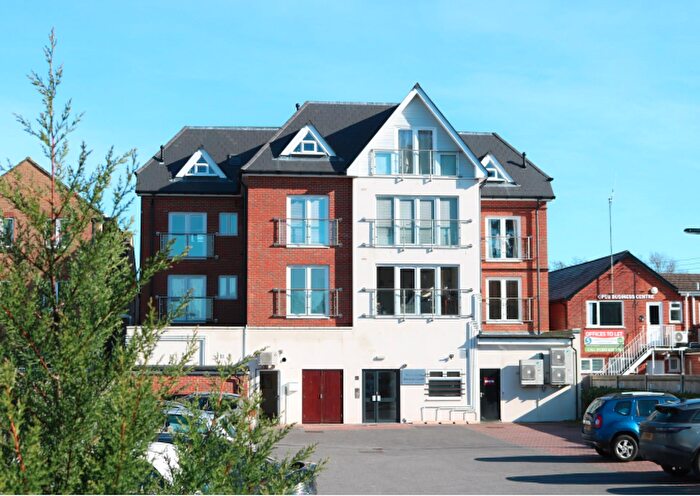 1 Bedroom Flat To Rent In Library Road, Ferndown, BH22