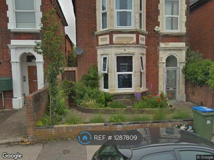 7 Bedroom Detached House To Rent In Gordon Avenue, Southampton, SO14