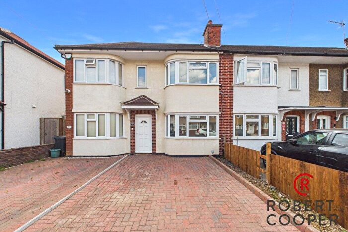 3 Bedroom Terraced House To Rent In Manningtree Road, Ruislip, HA4