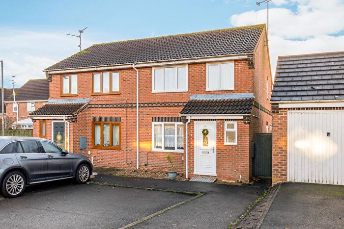 3 Bedroom Semi Detached House For Sale In Horse Fayre Fields, Spalding, PE11