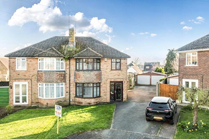 3 Bedroom Semi Detached House For Sale In Meadow Walk, Snodland, ME6