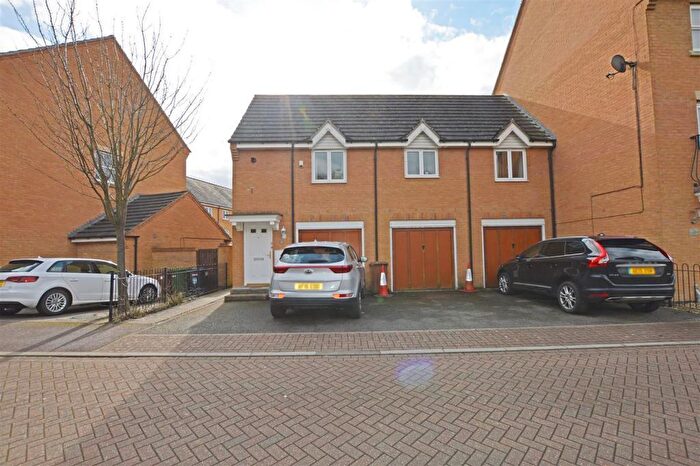 2 Bedroom Maisonette To Rent In Guelder Road, Hampton Hargate, Peterborough, Cambridgeshire, PE7