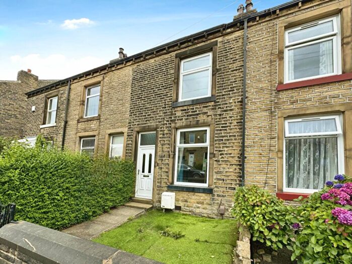 2 Bedroom Terraced House To Rent In Eldon Road, Huddersfield, West Yorkshire, HD1