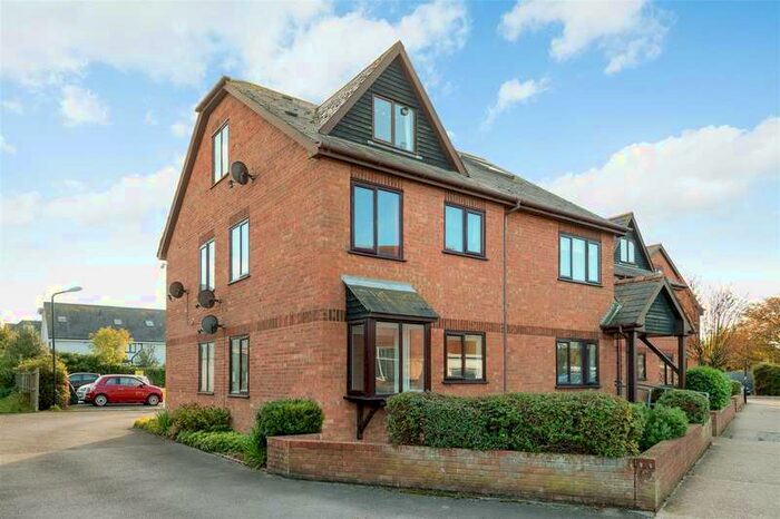 1 Bedroom Flat To Rent In Cromwell Road, Whitstable, CT5