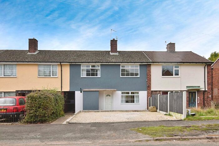 3 Bedroom Terraced House To Rent In The Crescent, Brimington, Chesterfield, S43