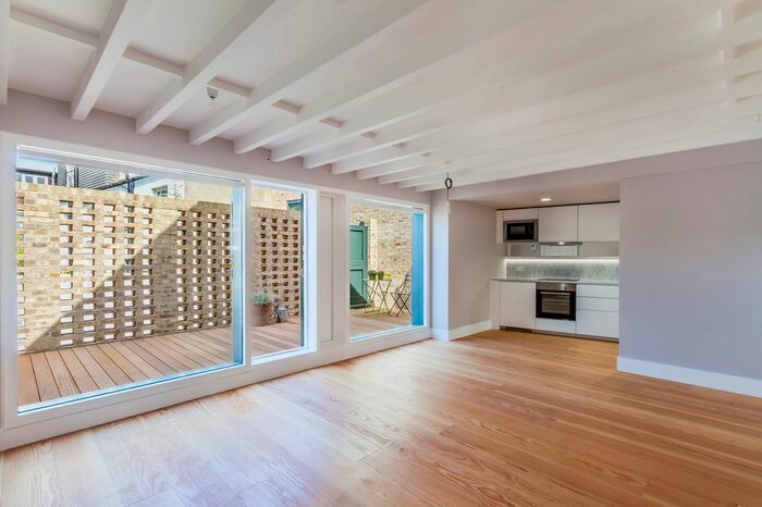 1 Bedroom Flat To Rent In Barnes High Street, Barnes, SW13