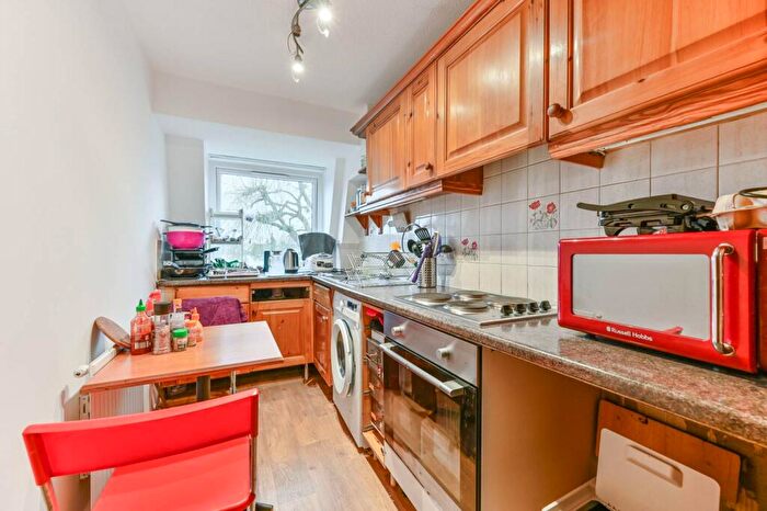 2 Bedroom Flat For Sale In Howard Road, , South Norwood, London, SE25