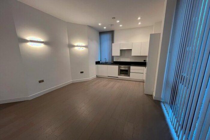 1 Bedroom Flat To Rent In Downmill Road, Bracknell, RG12