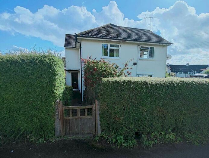 2 Bedroom Flat To Rent In Victory Road, Whiteshill, GL6