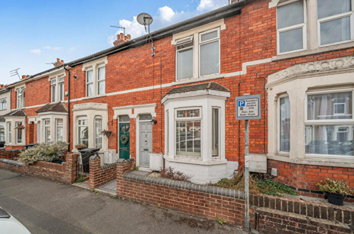 3 Bedroom Terraced House For Sale In Brunswick Street, Swindon, Wiltshire, SN1