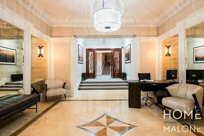 5 Bedroom Flat To Rent In Strathmore Court, Park Road, London, NW8