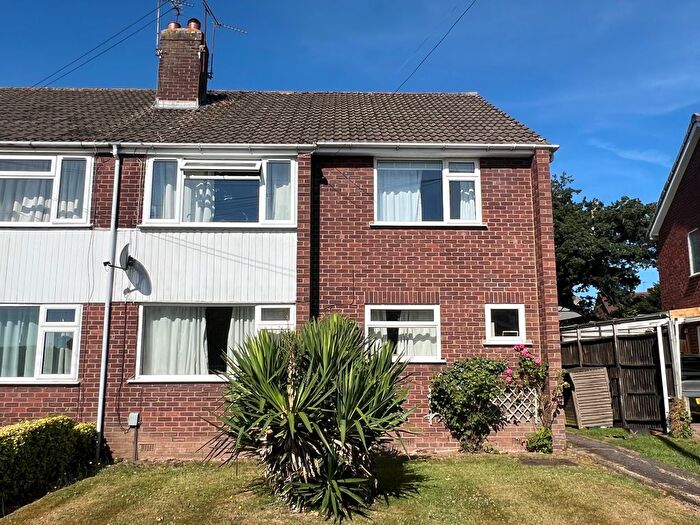 2 Bedroom Maisonette For Sale In Woodcote Avenue, Kenilworth, CV8