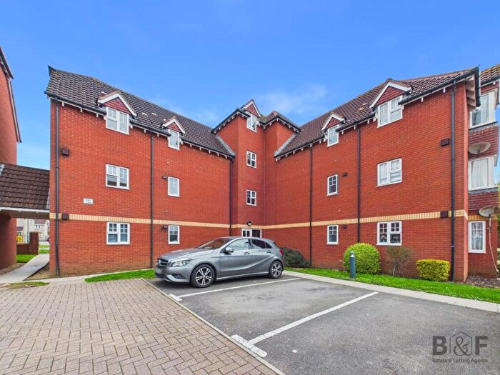 2 Bedroom Flat To Rent In Arthurs Close, Emersons Green, BS16