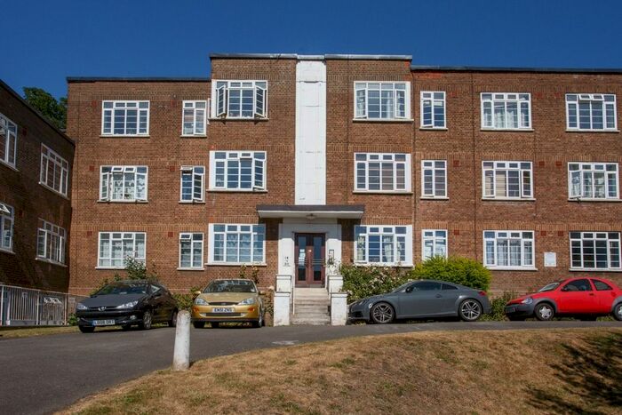 2 Bedroom Flat To Rent In Elmhurst Court, St. Peters Road, Croydon, CR0