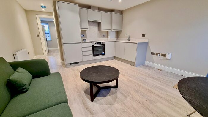 1 Bedroom Flat To Rent In Tulip Court, St. Johns Road, Watford, Hertfordshire, WD17