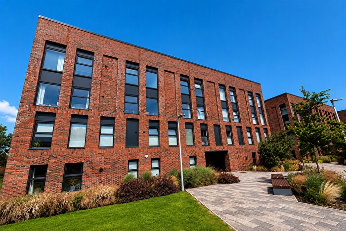 1 Bedroom Flat To Rent In Festival Court, Glasgow, G51