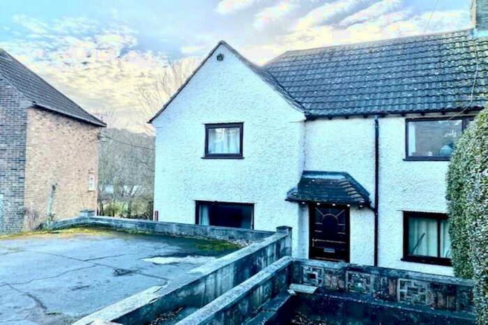 5 Bedroom Semi-Detached House To Rent In Hillside, Brighton, BN2