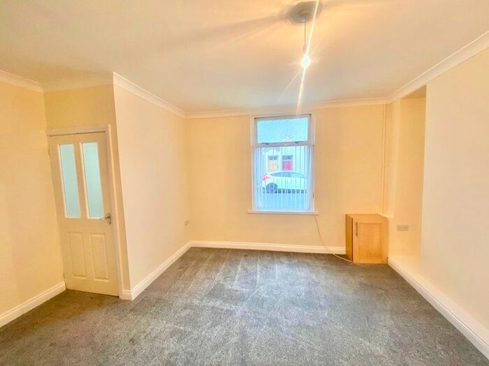 3 Bedroom Terraced House To Rent In Inkerman Street, Llanelli, SA15