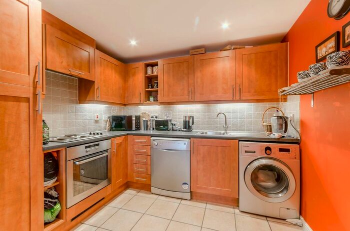 1 Bedroom Flat To Rent In Singapore Road, Ealing, London, W13