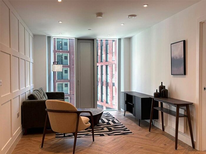 2 Bedroom Apartment To Rent In Port Street, Manchester, Greater Manchester, M1