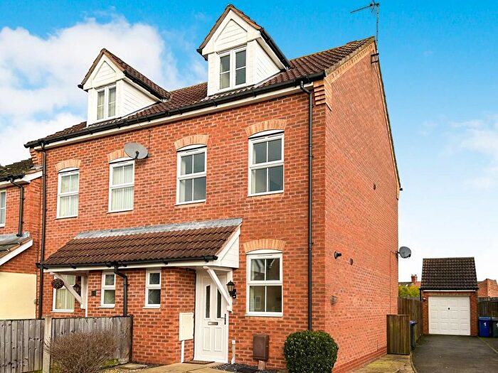 3 Bedroom Town House To Rent In Nursery Vale, Morton, Gainsborough, DN21