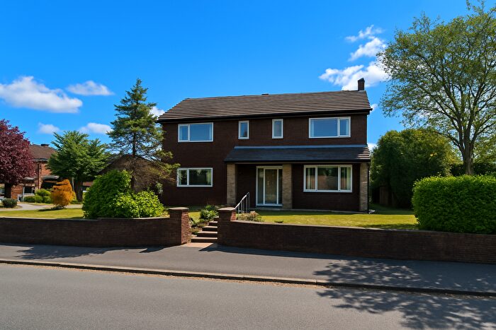 4 Bedroom Detached House For Sale In Barnacre Road, Longridge, PR3