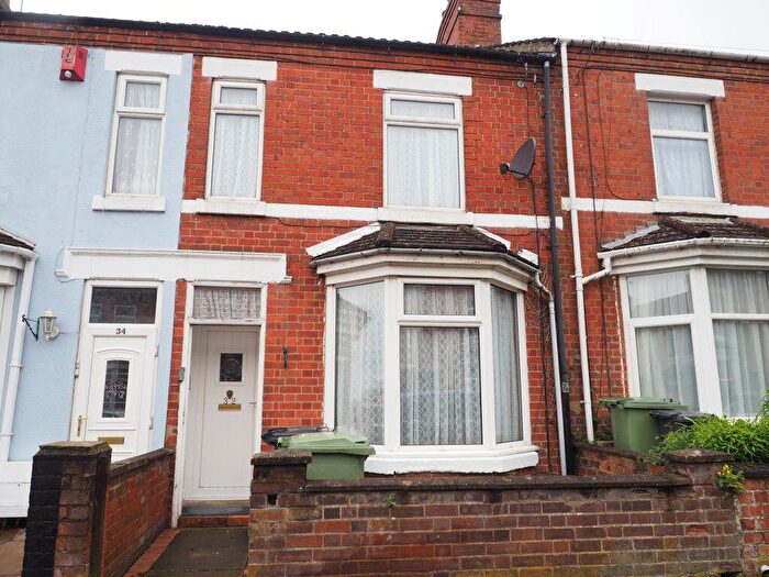 2 Bedroom Terraced House To Rent In Alexandra Road, Wellingborough, NN8