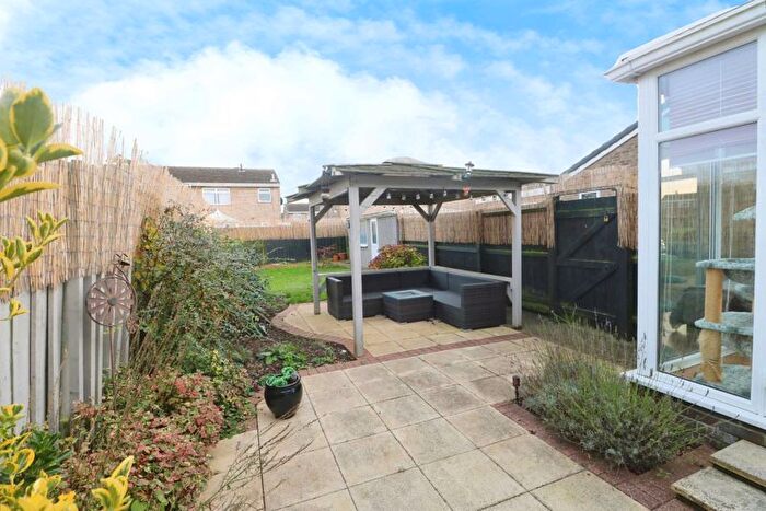 2 Bedroom Semi-Detached Bungalow For Sale In Haven Garth, Hedon, Hull, HU12